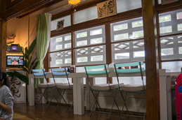 in_window_daikei.jpg